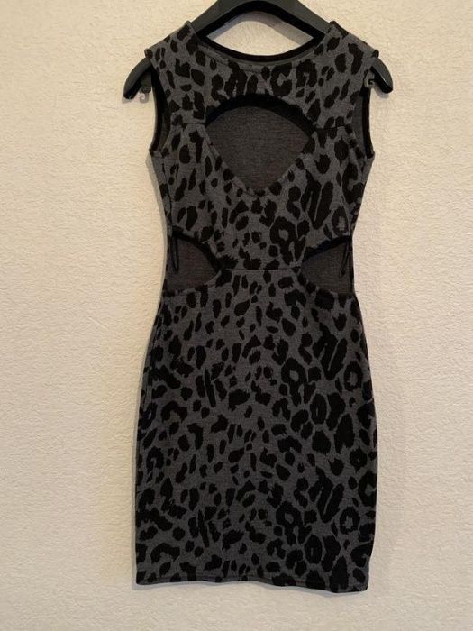 Сукня-сарафан з тигровим принтом