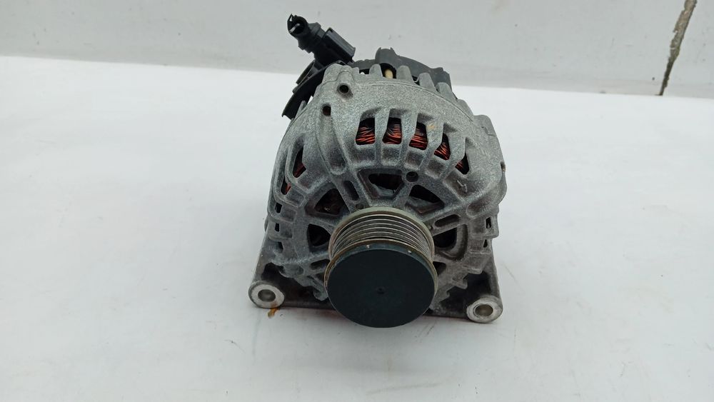 Alternador PEUGEOT 3008 II (M_)