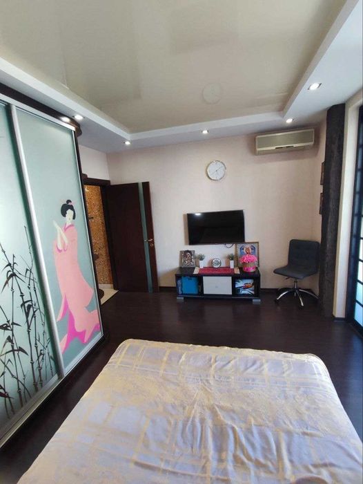 БЕЗ КОМІСІЇ! Продаж 3-к квартири 105,1м² від ВЛАСНИКА біля метро Харківська (вул. Братства Тарасівців, 12/37)