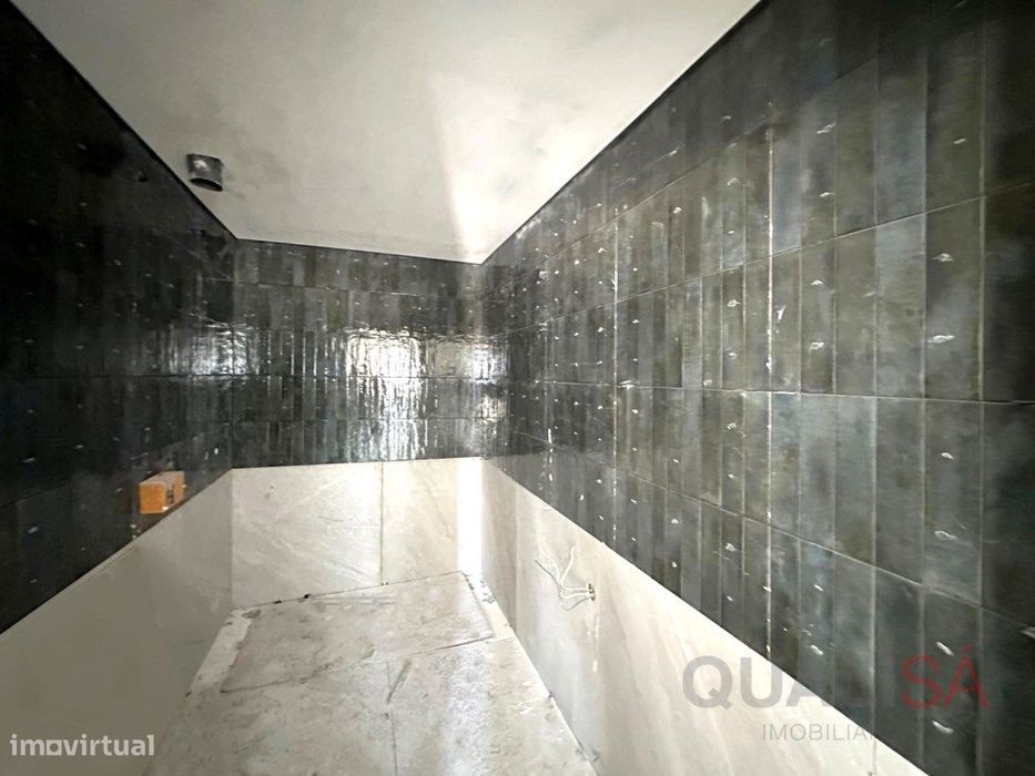 Apartamento T2 novo com logradouro e lugar de garagem em Ferreiros ...