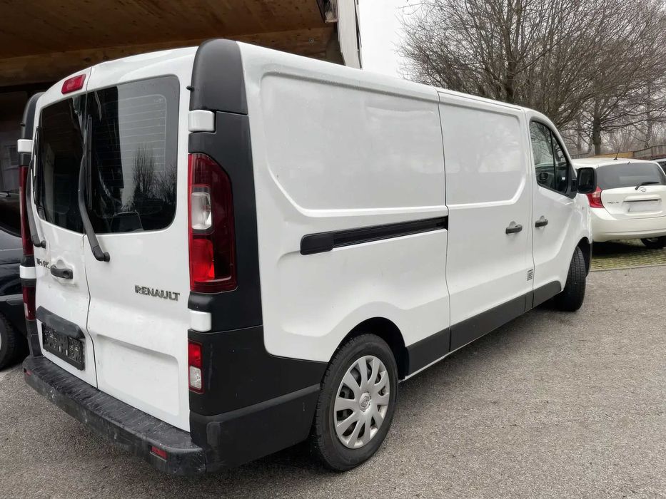 Renault Trafic      2015