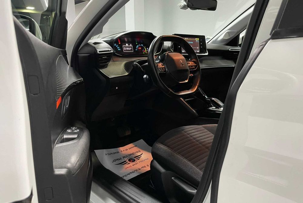 Peugeot e-208 50KWH Active 136cv NACIONAL