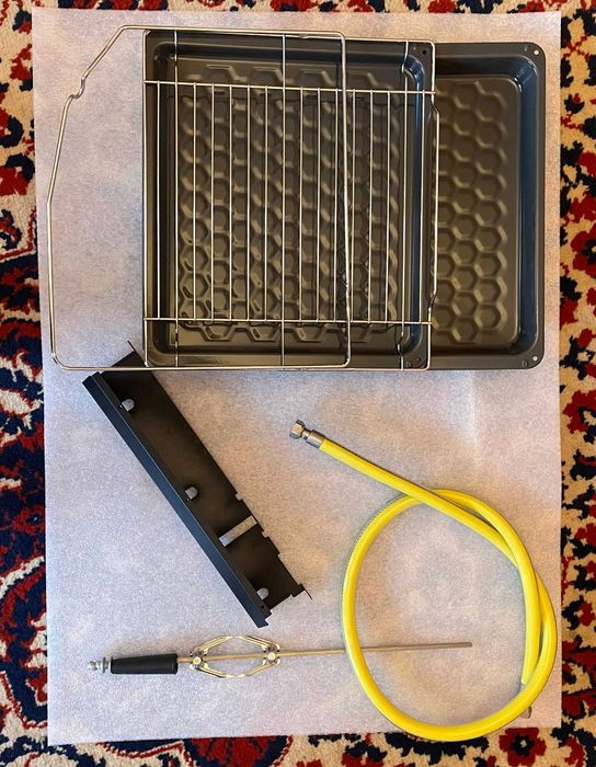 Kuchenka gazowa Amica z temroobiegiem i rożnem