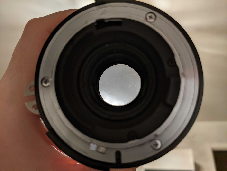 Об'єктив Nikkor-zoom  для фотокамер Nikon вінтаж монуал