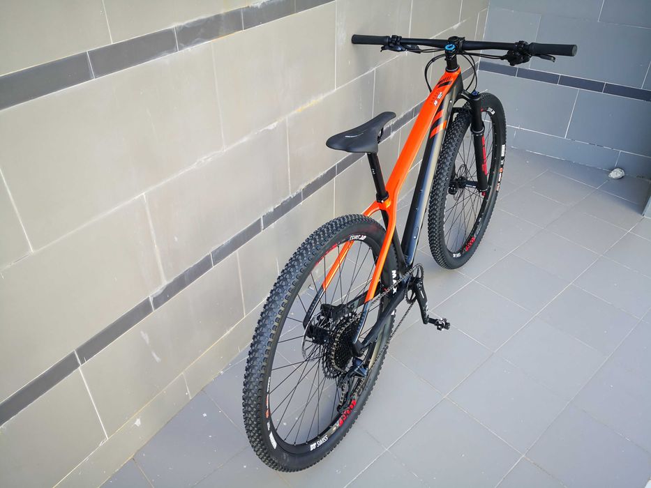 Bicicleta Mondraker Carbon R