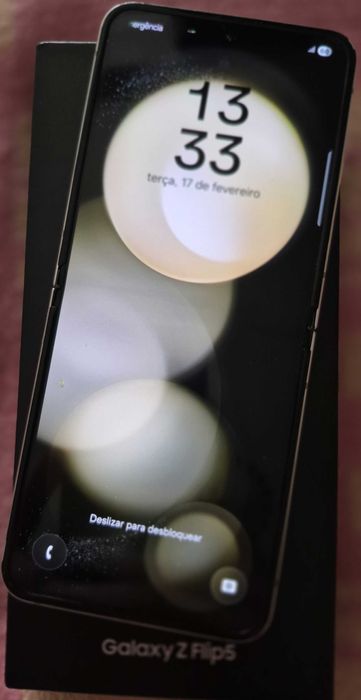 Samsung Galaxy Z Flip5 256Gb