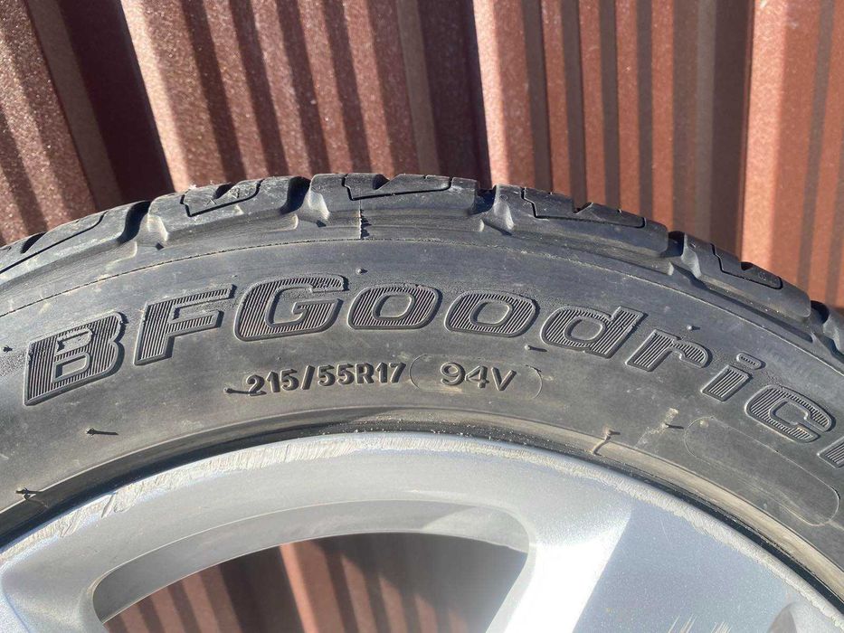 BF Goodrich 215-55-17 шини, резина.