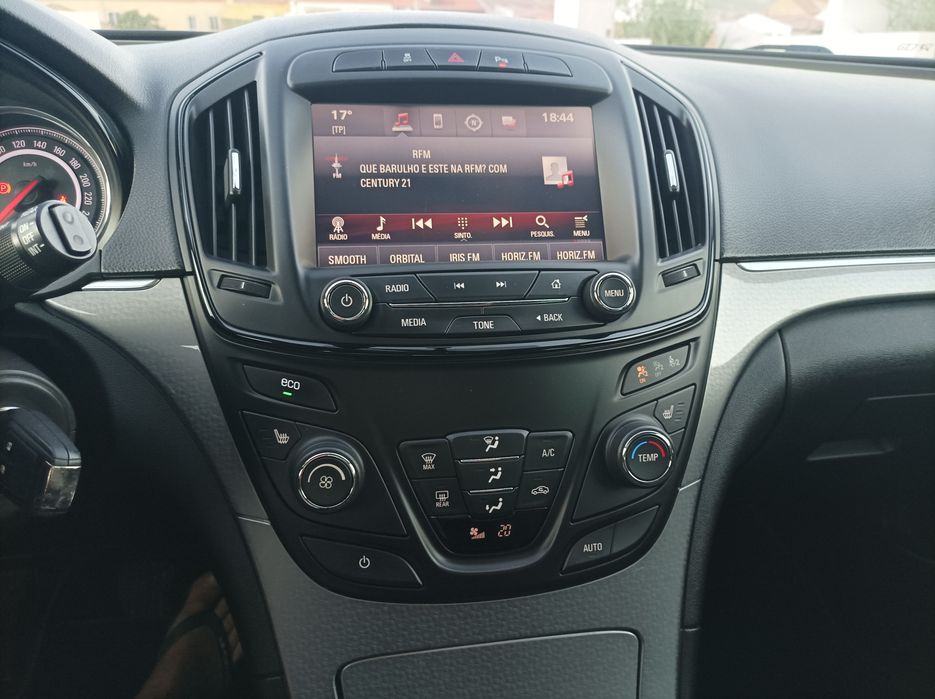 Opel Insignia 1.6 — photo 3