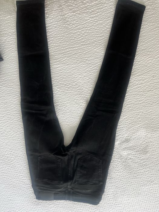 Calças Zara Skinny praricamente novas