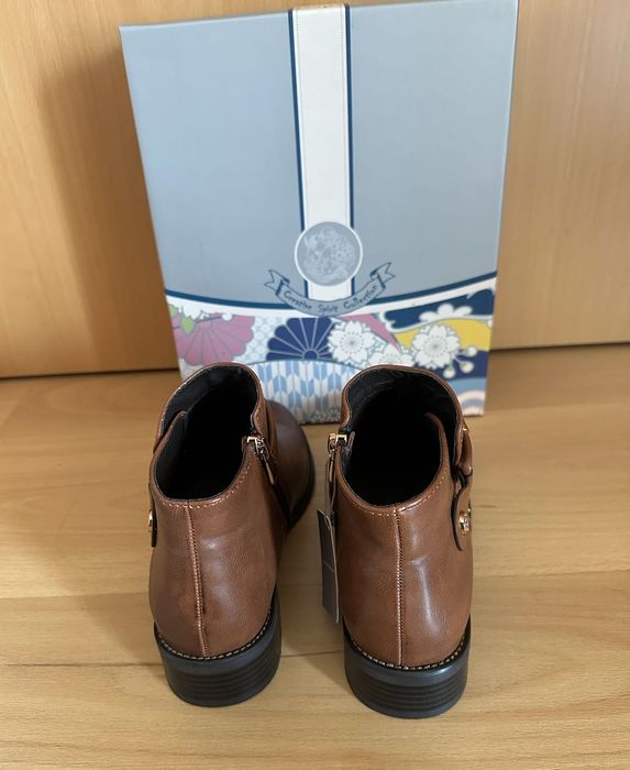 Botas Castanhas Novas Nº 38