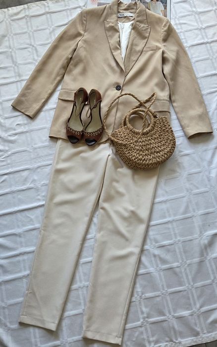 Viralowe eleganckie spodnie damskie ZARA ecru rozmiar S/M