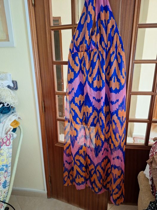 Lote de 8 vestidos novos com etiqueta