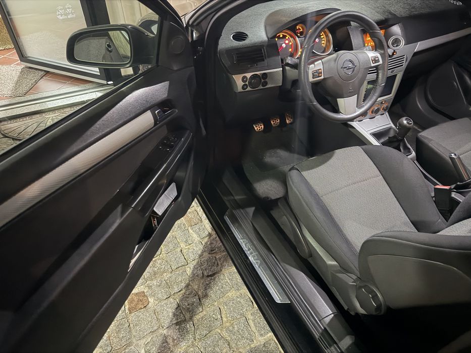 Opel astra Gtc 1.7