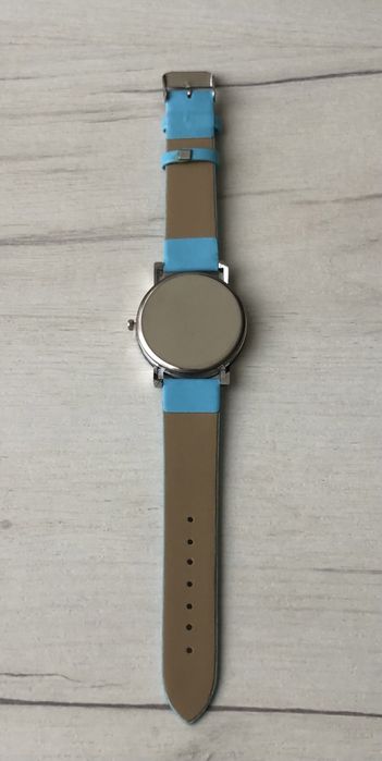 Zegarek damski męski młodzieżowy unisex czarny w pudełku na prezent