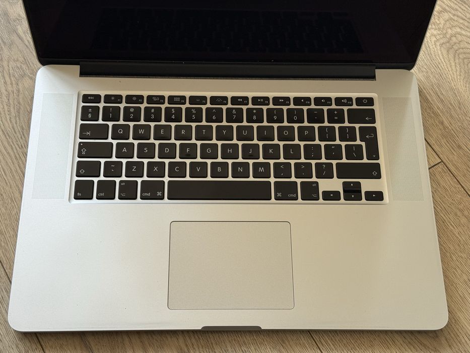 Macbook pro 15 2015 i7/16/256 a1398