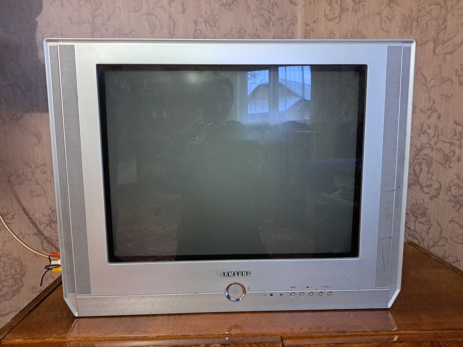 Телевізор Samsung б/у робочий