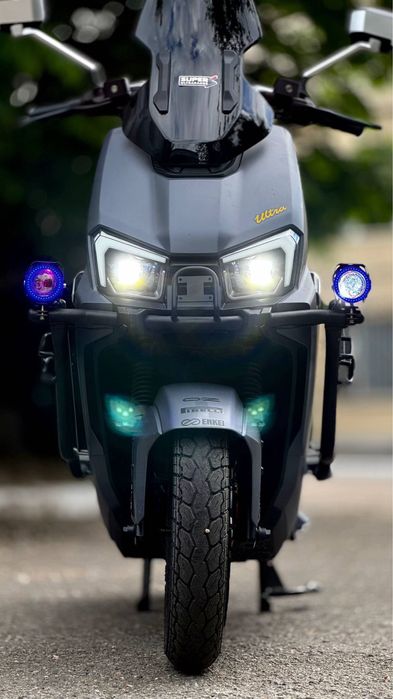Електроскутер Tailg F73L 2999Вт, 110км запас ходу, знімна батарея