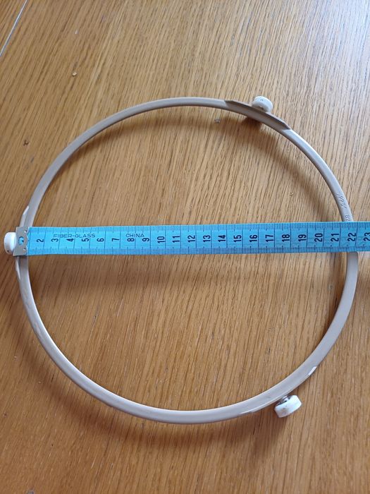 Prato para microondas com suporte giratório