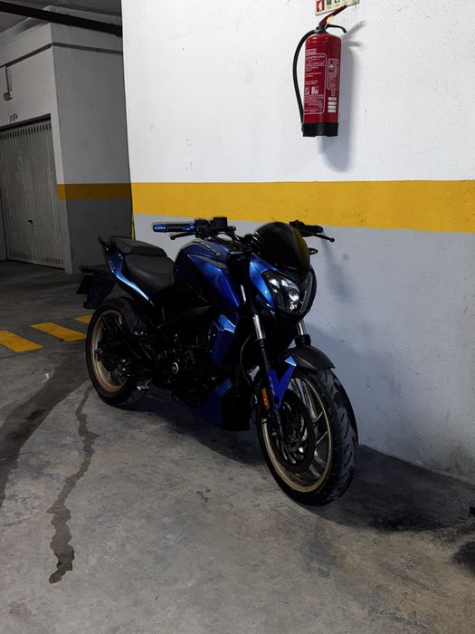 Bajaj Dominar 400 carta A2