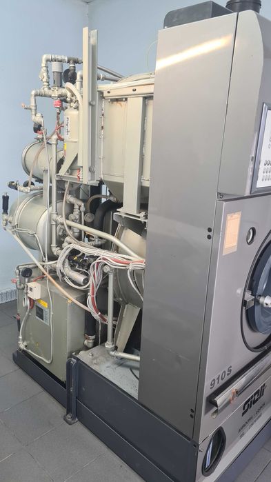 Maquina de limpeza a seco