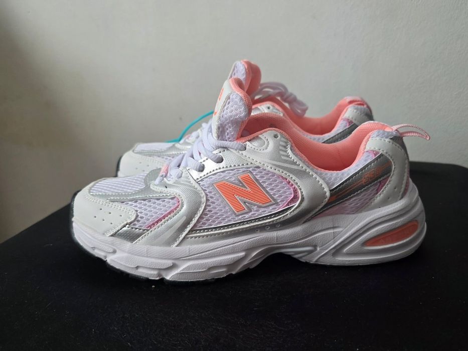 Нові кросівки New Balance 530 White/Pink • Розмір 39