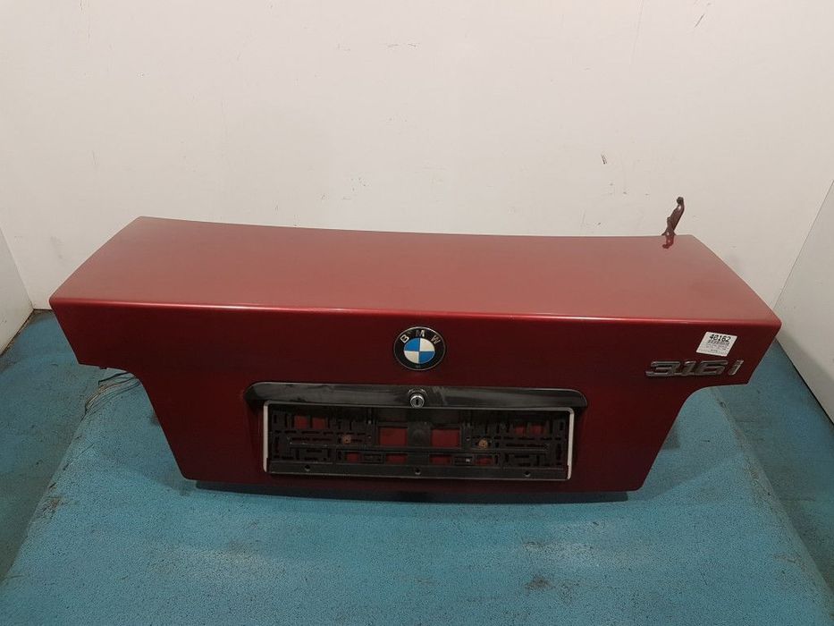 BMW E36 SEDAN TYLNA KLAPA BAGAŻNIKA 252/3