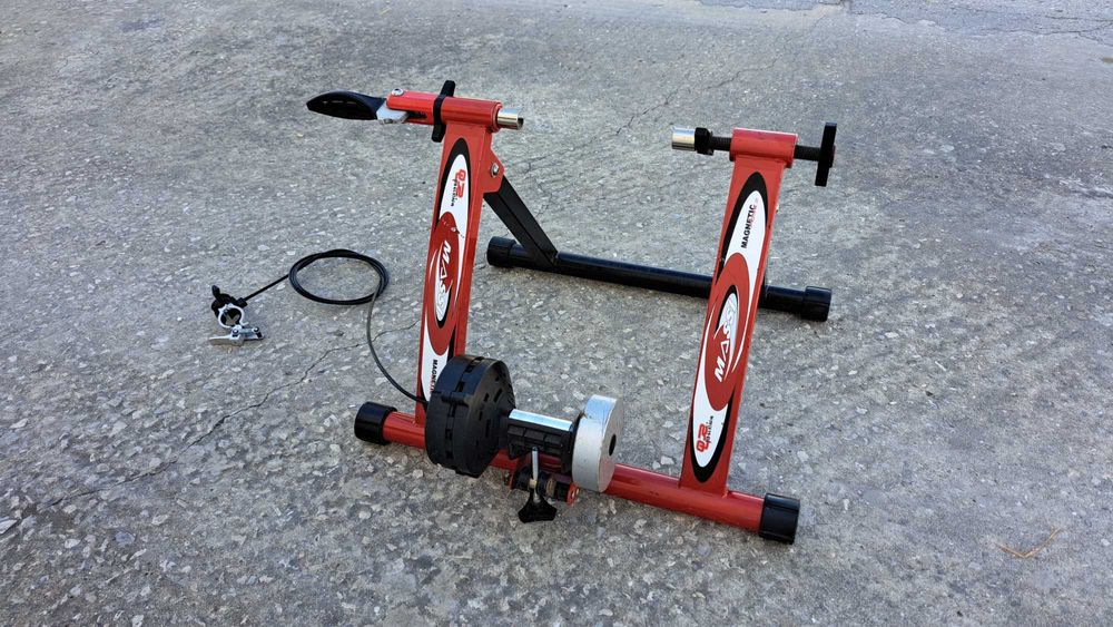 Bicicleta + rolos + rodas extra