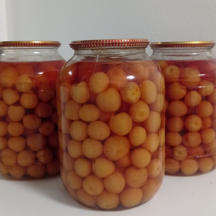 Черешня консервована