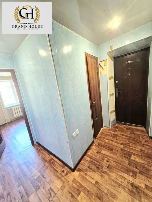 Продам 1-о кімнатну квартиру в районі дендропарку, біля АТБ. Є-відновлення, ваучер.