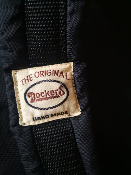Plecak marki Dockers.