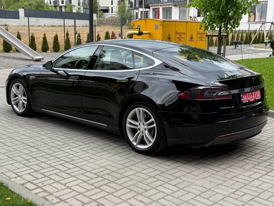 2015 Tesla model S 70D