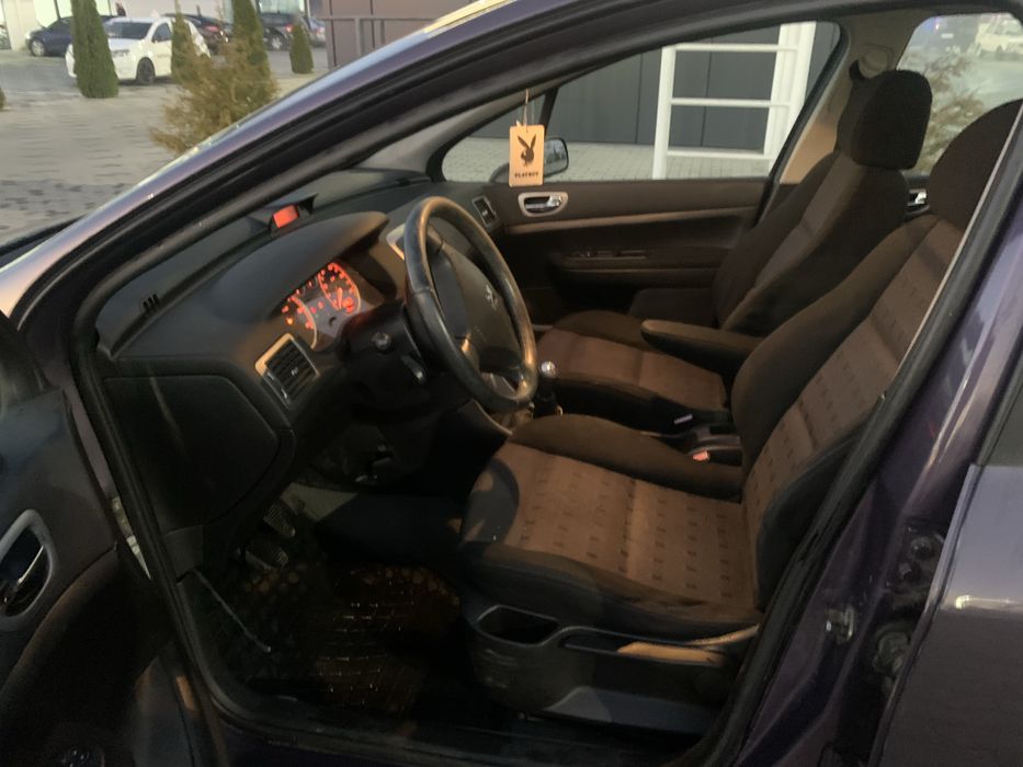 Продам авто марки Пежо 307 з надійним 2,0 дизельним двигуном