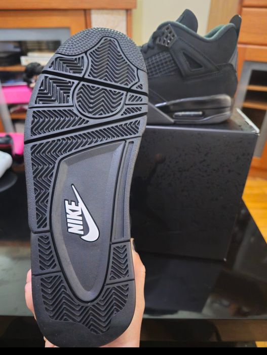 Jordan 4 Black Cat 2025