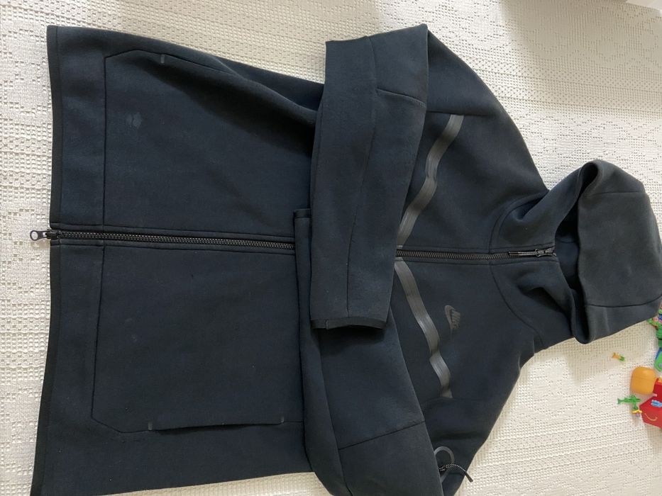 Casaco Nike Teck Preto Tamanho