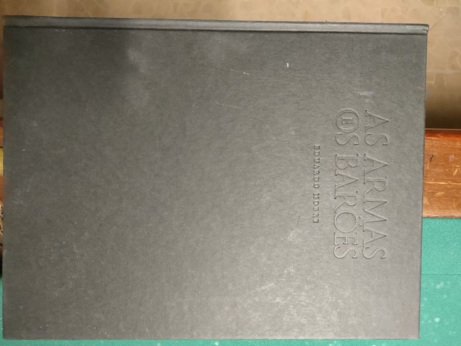 Livro As Armas e os Barões