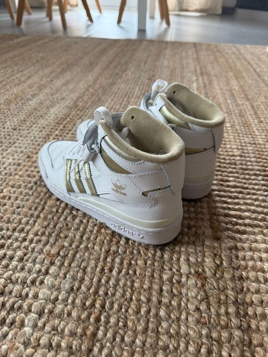 Tenis Adidas como novos