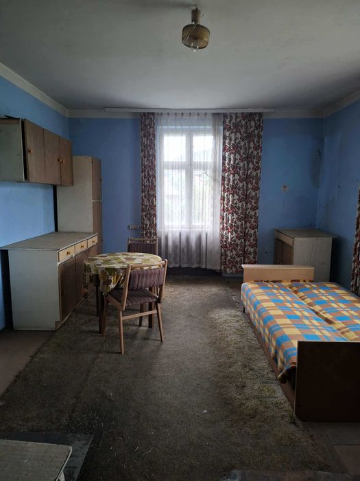 dom i zabudowania gospodarcze