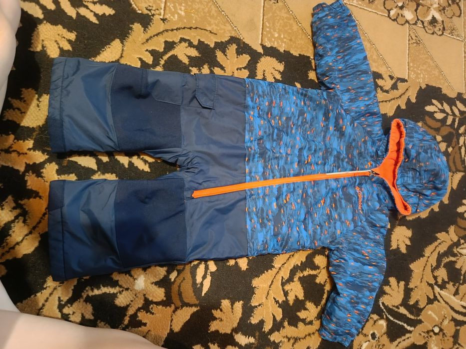 Комбінезон теплий ми його носили і і осінню і зимою