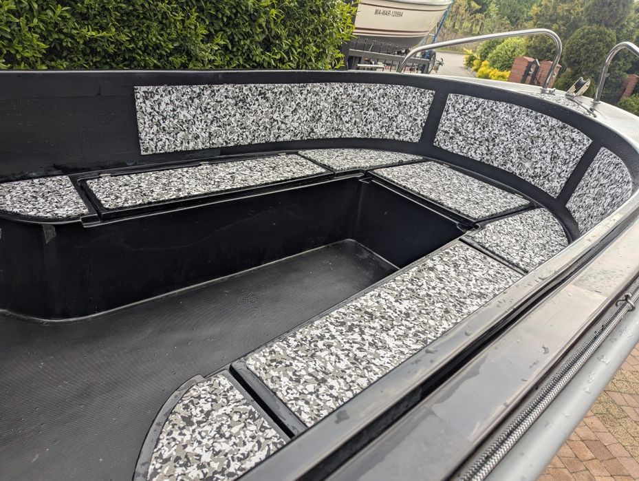 Łódź motorowa, łódka