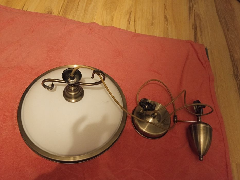 Żyrandol mosiężny