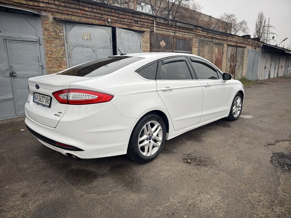 Ford Fusion 2015