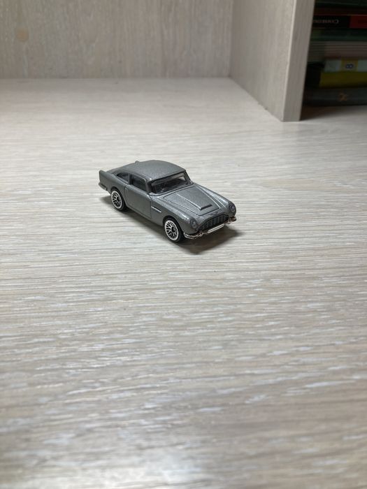 Продам свою колекцію Hot Wheels