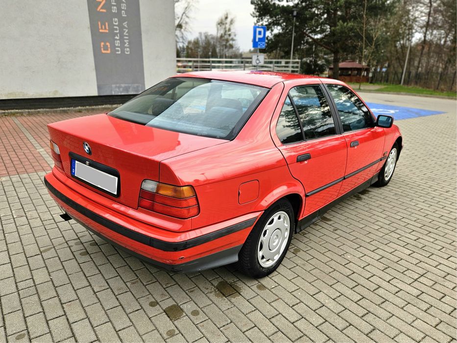 BMW 320i e36 1994 Sedan M52B20 150KM hellrot