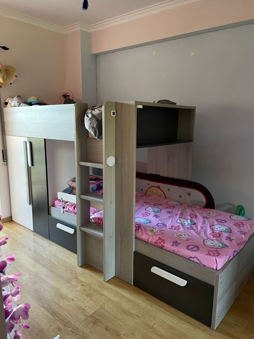 Cama beliche c 2 colchoes, closet  e 2 gavetas unisexo