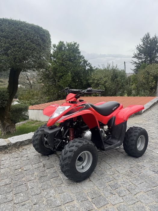 Kymco Maxxer 50 ( Moto 4 )