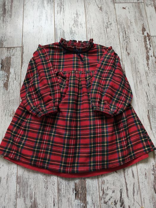 Дитячі плаття для дівчинки на 5-6 рочків