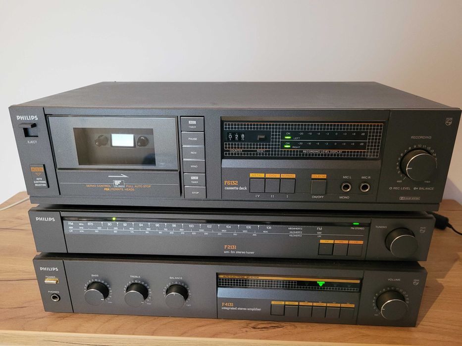 Wieża  panelowa  PHILIPS vintage