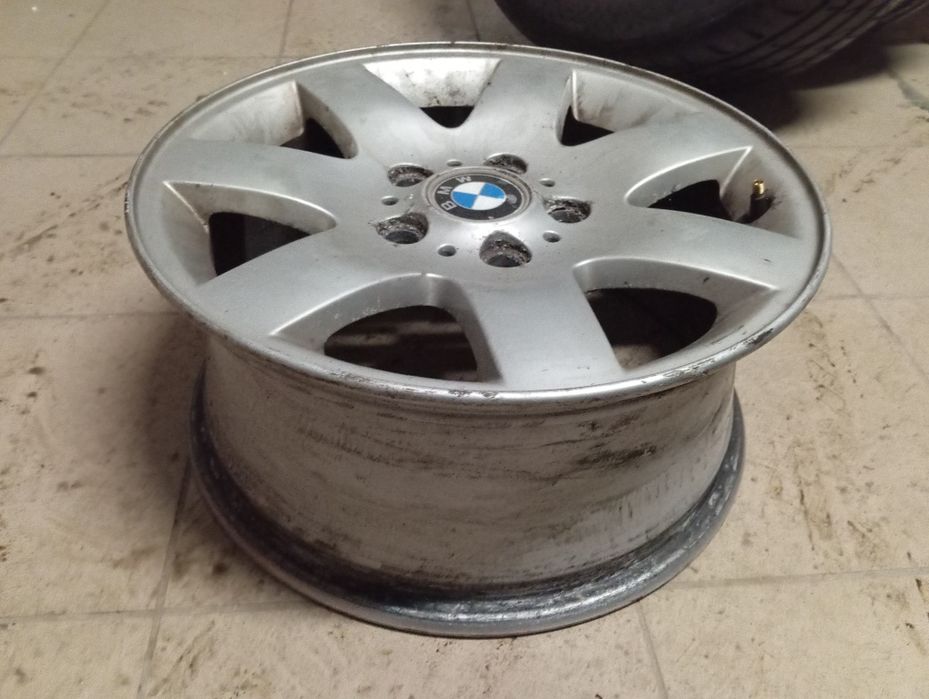 Sprzedam felgi 16 BMW