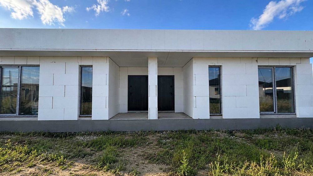 Дуплекс в с.Струмівка  в стилі Hi-Tech