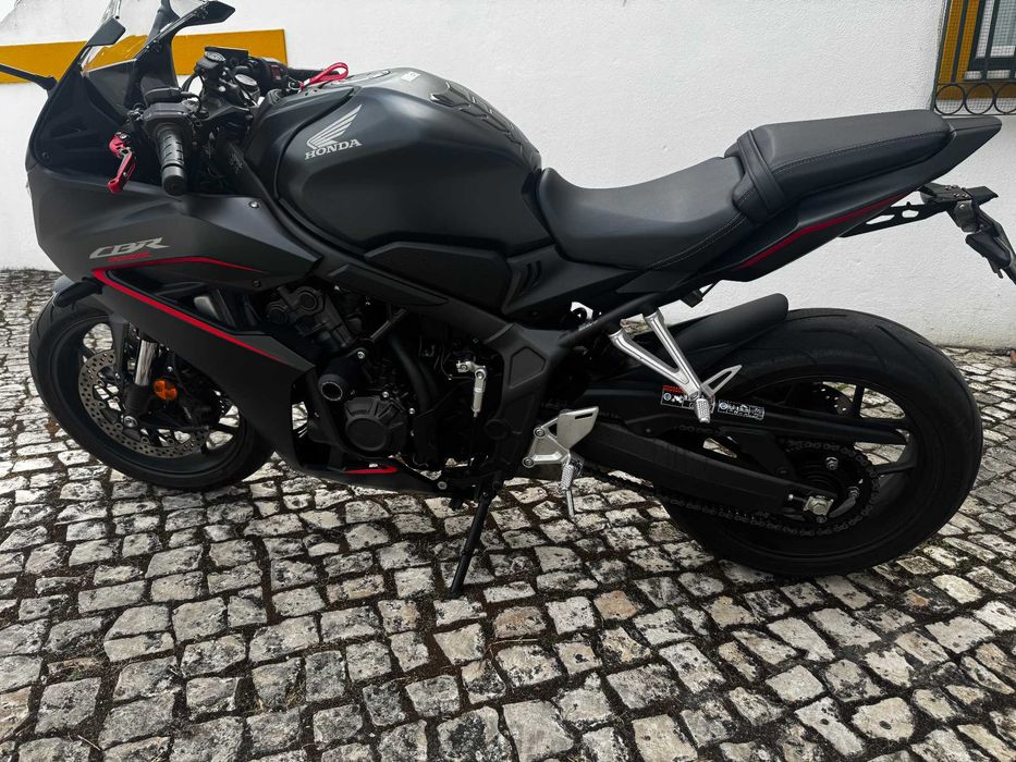 Honda CBR650R E-Clutch 2024 | Akrapovič Titanium | 16.300 km